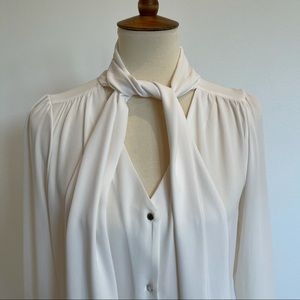 WHITE HOUSE BLACK MARKET LONG SLEEVE TOP